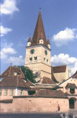 Vier Trmchen auf der Kirche sind ein Privileg.